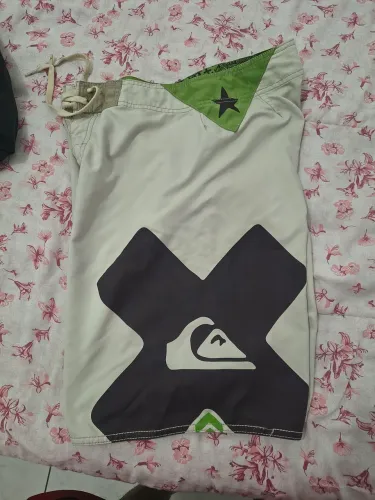 Bermuda Quiksilver original tamanho 36 38