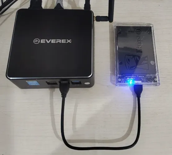 Mini PC Everex i5-4210U + 8GB RAM - Semi Novo