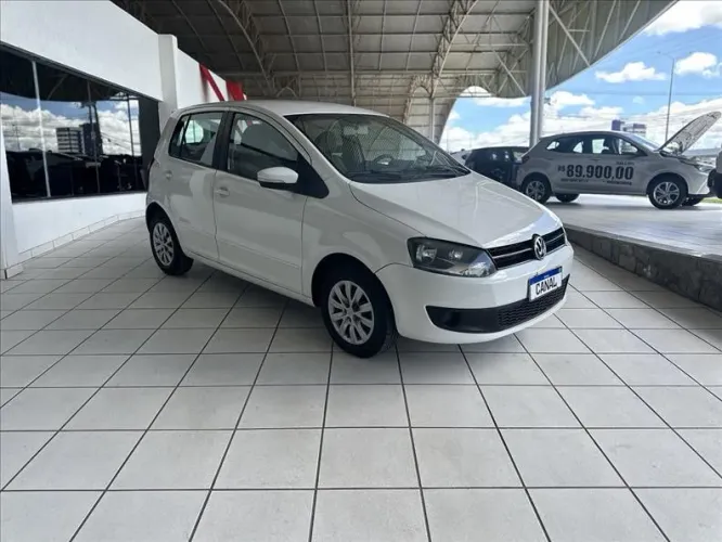 VOLKSWAGEN FOX 1.6 MI Bluemotion 8V
