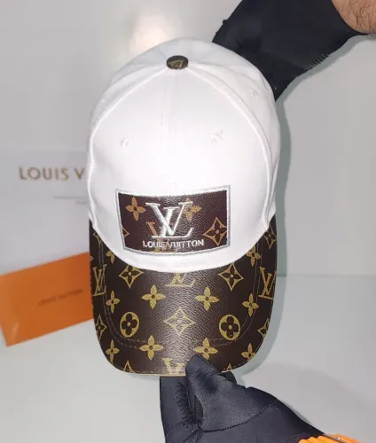 Boné Louis Vuitton - Novo trouxe dos Estados Unidos 
