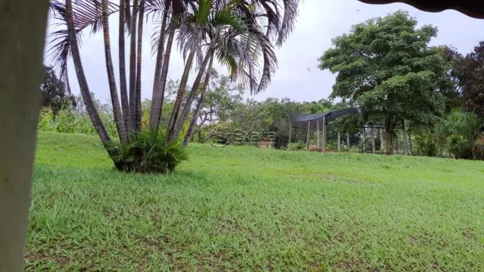 Linda Chácara em Salto de Pirapora