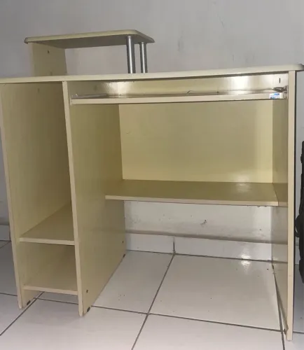 Mesa de Computador/Escritório