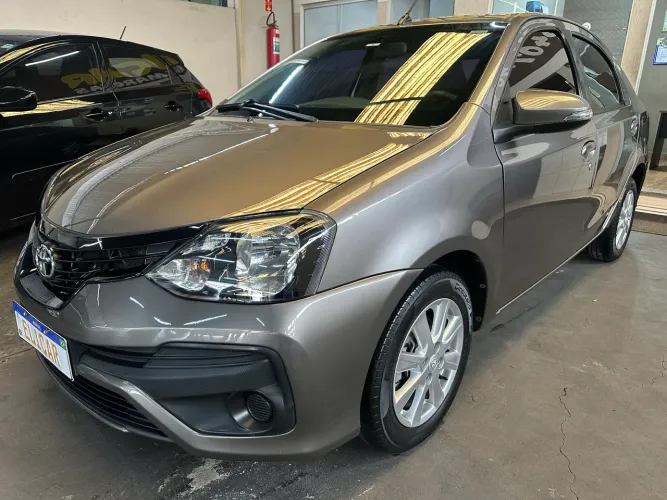 Toyota Etios X Plus Sedan 1.5 Flex 16V 4P Aut. 2020