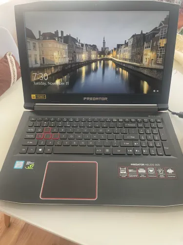 Notebook Acer Predator Helios 300 - i7 7ª Geração | GTX 1060 | 16GB RAM | 15.6 Full