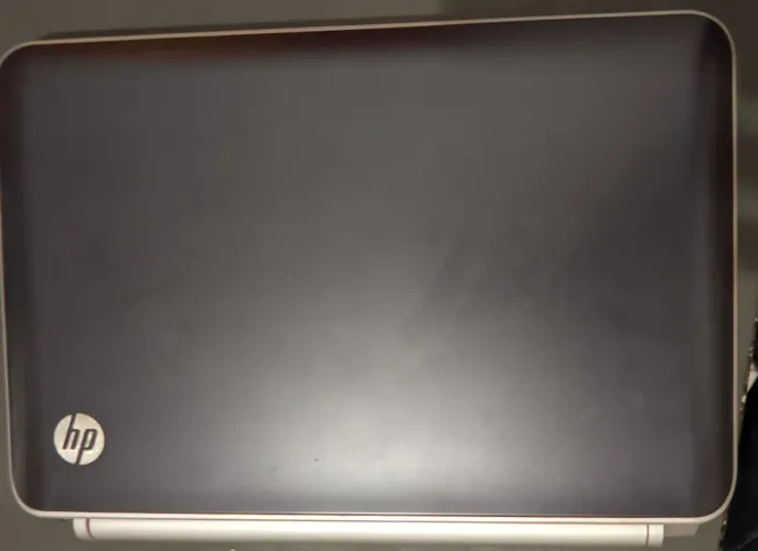 VENDO ESSE NOTEBOOK QUE PRECISA DE CONSERTO E VENDO ESSE COOLER INTEL QUE NUNCA FOI USADO