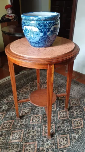 Mesa de Canto Clássica