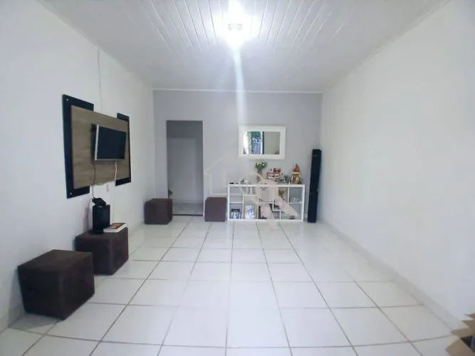 Casa com 3 dormitórios para alugar por R$ 4.500,00/mês - Olaria - Porto Velho/RO