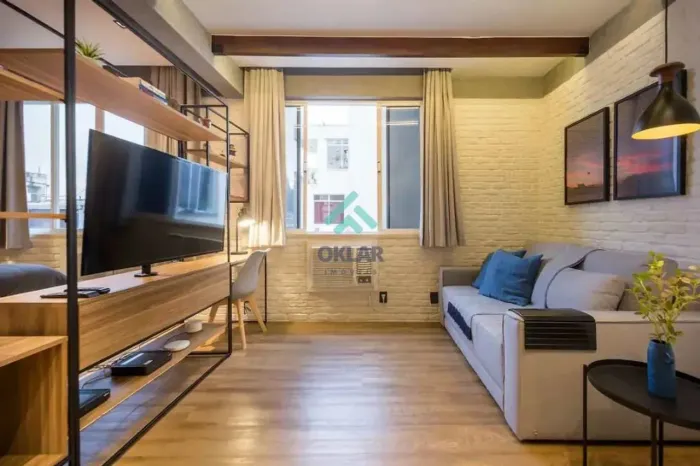 Apartamento 1 suíte, 45m² em Ipanema. Aluguel: R$ 2.800 + condomínio R$ 600. Imperdível!