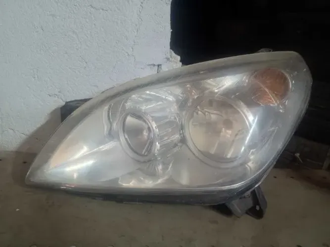 Farol Esquerdo Chevrolet Vectra 2006 a 2011    ETQ5850