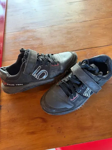 Sapatilha five ten enduro para  mountain bike importada 