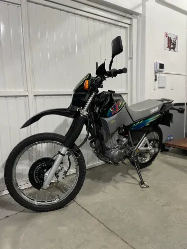 Yamaha XT600E ano 1995 com apenas 39 mil km