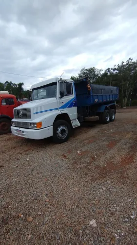MB 2318 caçamba truck