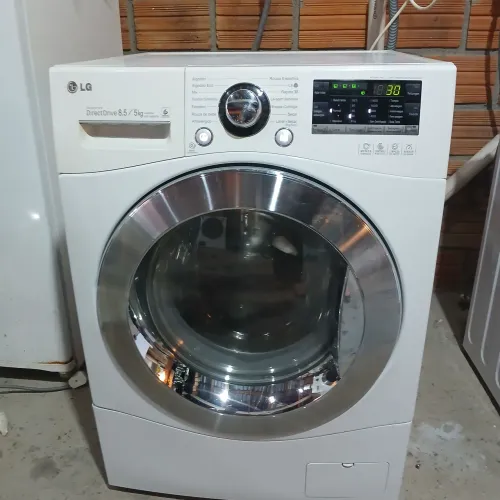 Vendo lava e seca LG 