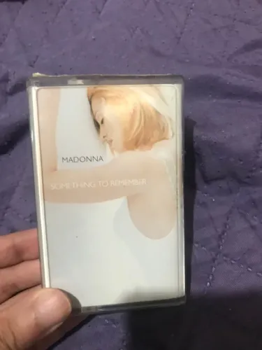 Madonna - K7 - Something to Remember