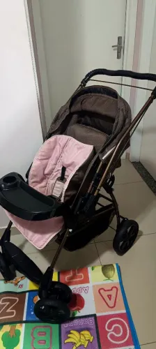 Carrinho de bebê novíssimo Galzerano