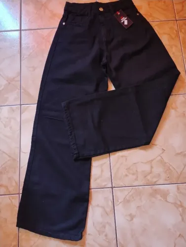 Calça Feminina Preta NOVA