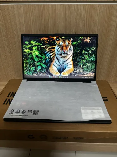Notebook ASUS Vivobook Go 15 (Teclado Logitech de brinde)