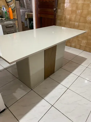 Mesa de jantar Doha 6 lugares 1,60x0,80 semi nova 