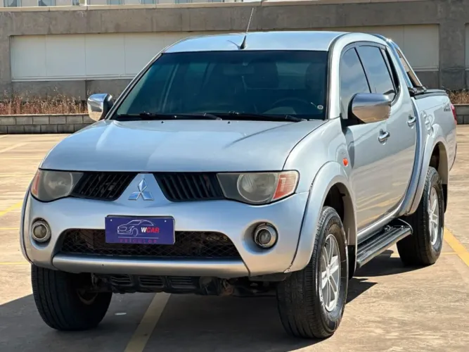 Mitsubishi L200 Triton HPE 3.2 CD TB Int.diesel AUT 2008