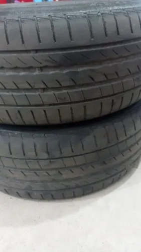 Vendo pneus 215/50 R17