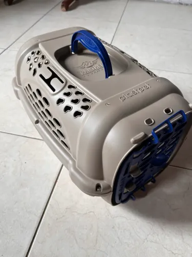 Caixa de transporte para cães e gatos