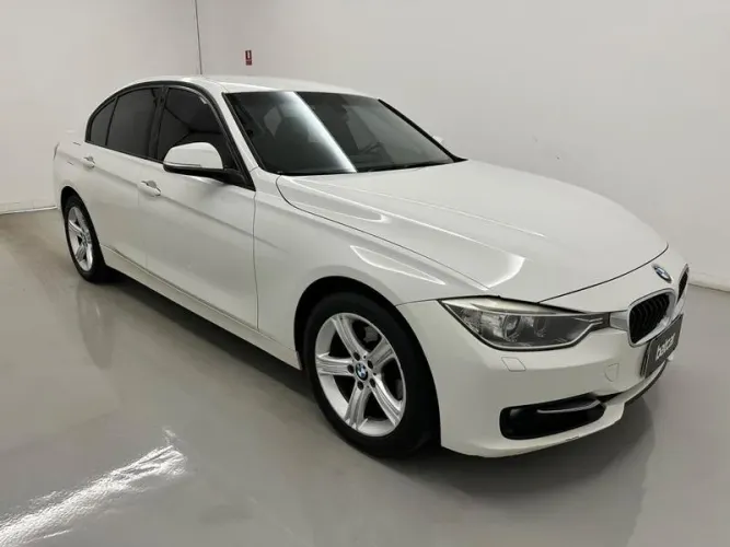 BMW 320I A 2.0 Turbo/activeflex 16V 184cv 4P 2015