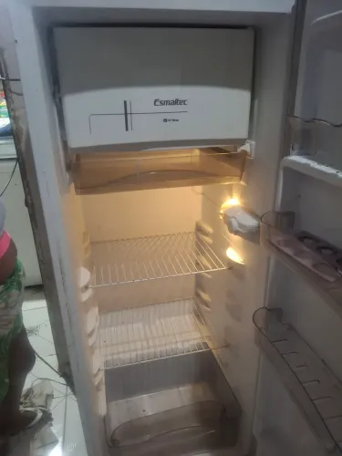 Vendo Geladeira