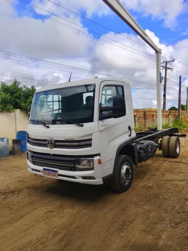 VW 11.180 ano 2023