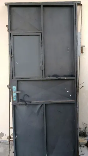 Porta galvanizada 2,10 por 80