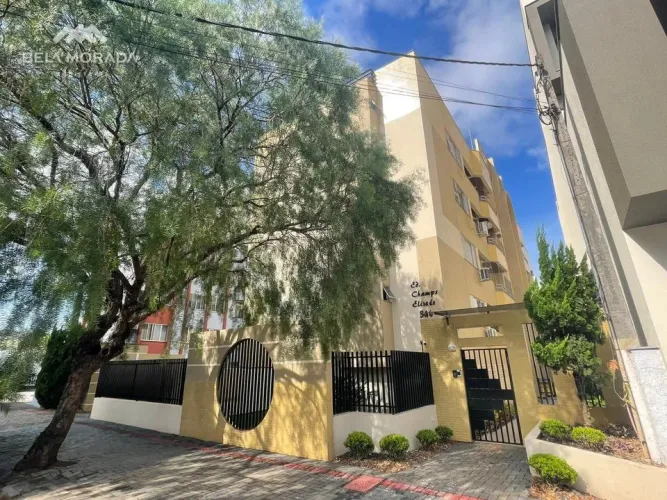 Apartamento com 4 Quarto(s) e 4 banheiro(s) para Alugar, 210 m² por R$ 4111 / Mês