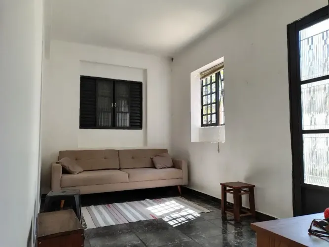 Sobrado para venda tem 130 metros quadrados com 4 quartos em Jardim Kuabara - Taboão da Se