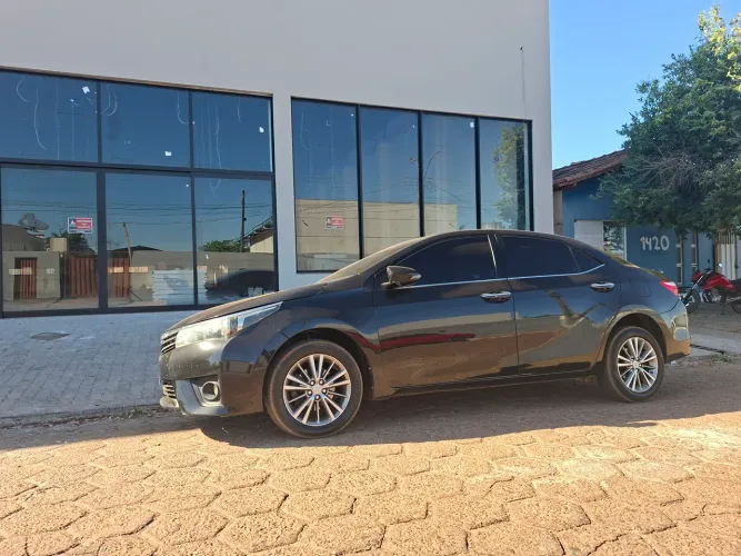 Toyota Corolla Altis 2.0 Flex 16V Aut. 2015