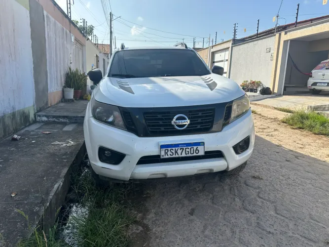 Nissan Frontier Attac.cd 4X4 2.3 Bi-TB Die. AUT 2022
