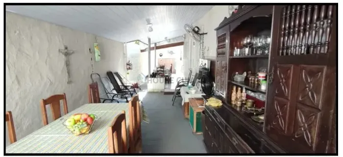 casa com excelente localização no Bairro Quilombo, na cidade de Cuiabá