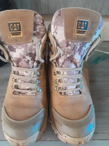 Bota caterpillar 41 camuflada