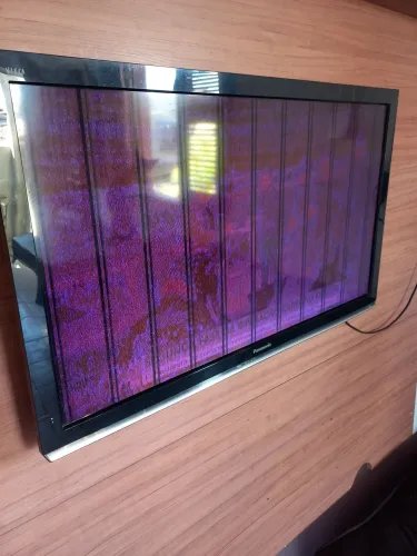 Tv Panasonic 32 com defeito 