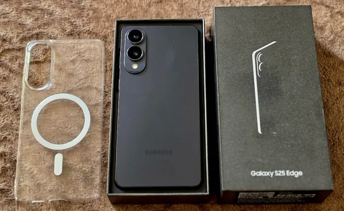 Galaxy S25 Edge 5G//512 GB//Filma 8k//NFC//Completo e na Garantia!!