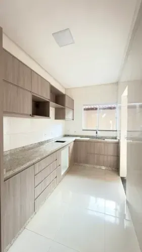 Casa 3 marias 3 quartos 1 suíte