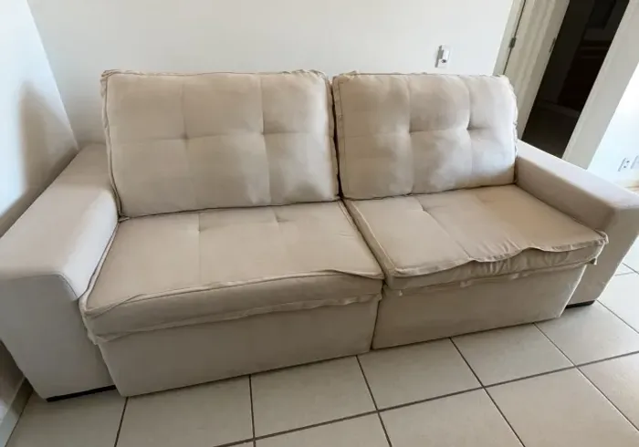 Sofá Retrátil e Reclinável
