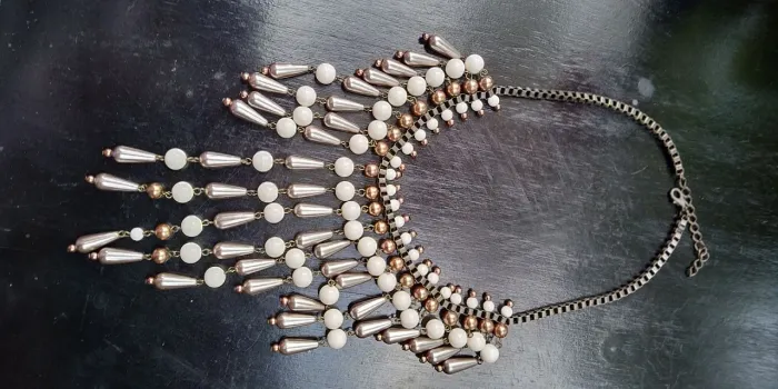 Colar elegância