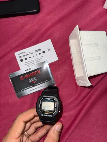 Relógio Casio G-Shock DW-5600UE (NOVO)
