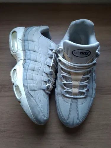 Air Max 95 fishing bones