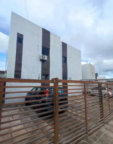 Apartamento com 2 dormitórios à venda, 51 m² por R$ 150.000,00 - Cuiá - João Pessoa/PB