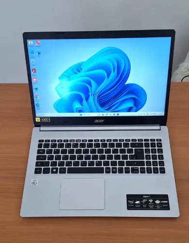 Notebook Acer (i5 10 Geração 8gb ddr4 ssd 256gb) NOVINHO 