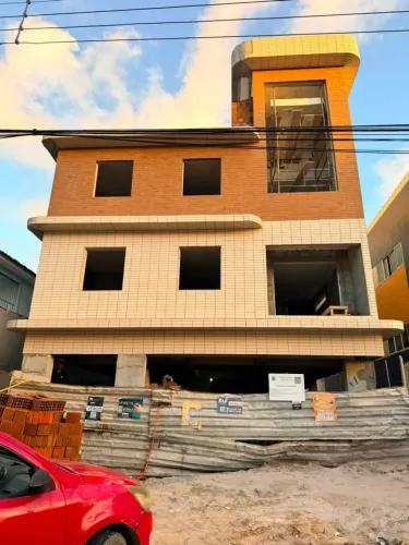 Coberturas duplex 2 quartos e Aptos 2 e 3 quartos, elevador, nos Bancários