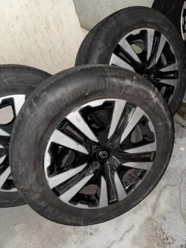 Rodas Aro 16 4x100 calotas e Pneus Renault Kardian