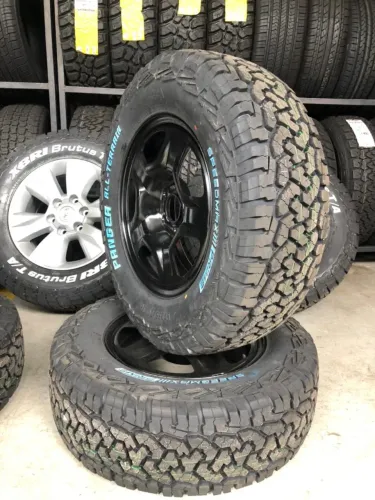 Pneu 235/70/R16 AT misto 4x4 SPEED MAX PANGEA com alta performance e qualidade.