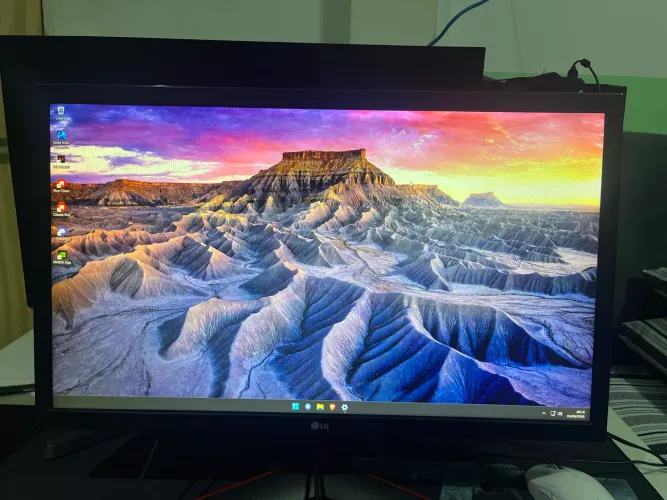 Monitor Gamer LG 24", 144Hz