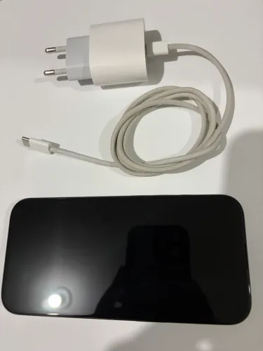 iPhone 16 256GB