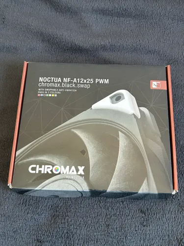 Noctua NF-A12x25 Chromax Black